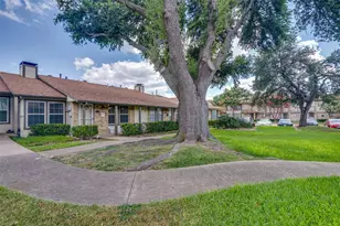 1905 Wyndemere Ln, Garland, TX 75042 - Photo 3