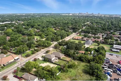 630 N Irving Heights Drive, Irving, TX 75061 - Photo 17