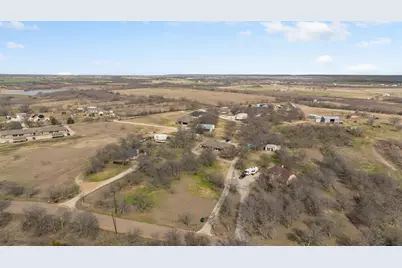 892 W 1st Street, Maypearl, TX 76064 - Photo 17