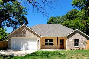 413 S Eddy Ave, Denison, TX 75020 - Photo 1