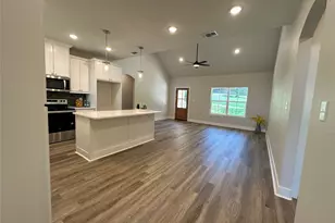 413 S Eddy Ave, Denison, TX 75020 - Photo 9