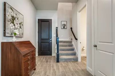 553 Hutchinson Lane, Lewisville, TX 75077 - Photo 15