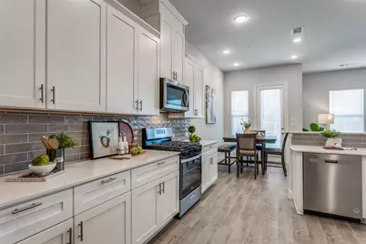 553 Hutchinson Lane, Lewisville, TX 75077 - Photo 13