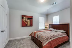 553 Hutchinson Ln, Lewisville, TX 75077 - Photo 21