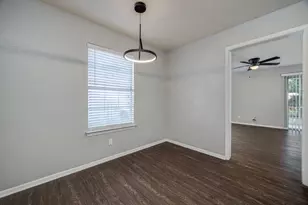 629 Park Ln, Denton, TX 76205 - Photo 5