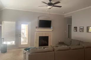 9733 Old Field Dr, McKinney, TX 75072 - Photo 5