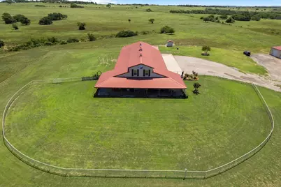 2801 Agnes Circle, Springtown, TX 76082 - Photo 3