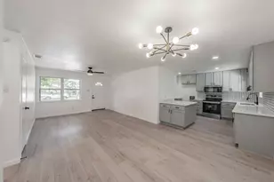 1509 Meadowcrest Dr, Garland, TX 75042 - Photo 17