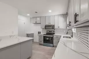 1509 Meadowcrest Dr, Garland, TX 75042 - Photo 11