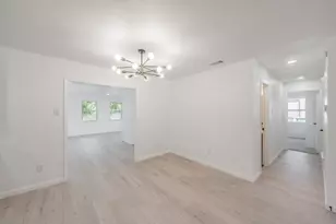 1509 Meadowcrest Dr, Garland, TX 75042 - Photo 15