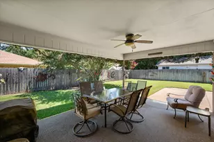 3103 Avon Dr, Arlington, TX 76015 - Photo 37