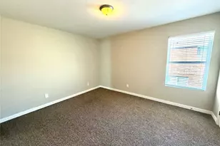 2335 Bloomfield Dr, Arlington, TX 76012 - Photo 9