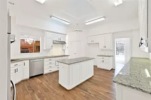 2253 Hollyhill Ln, Denton, TX 76205 - Photo 15