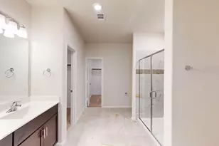 1023 Auburn Dr, Justin, TX 76247 - Photo 5