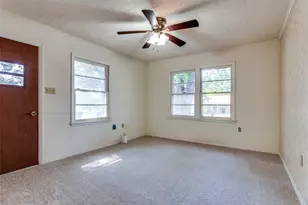 213 S Allen St, Boyd, TX 76023 - Photo 19