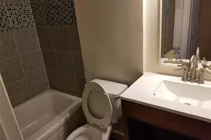 982 S Weatherred Dr, Richardson, TX 75080 - Photo 11