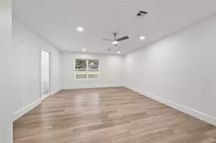 5205 Lockwood Dr, Waco, TX 76710 - Photo 25