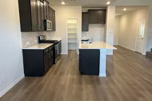 10517 Breezeway Dr, Aubrey, TX 76227 - Photo 9