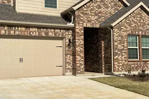 10517 Breezeway Dr, Aubrey, TX 76227 - Photo 3