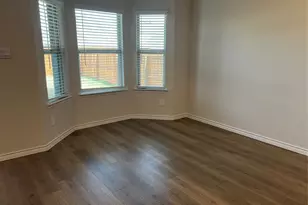 10517 Breezeway Dr, Aubrey, TX 76227 - Photo 11