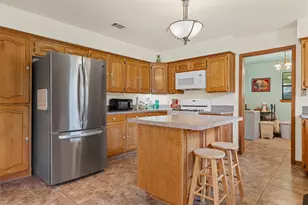 671 Lcr 516, Mexia, TX 76667 - Photo 13