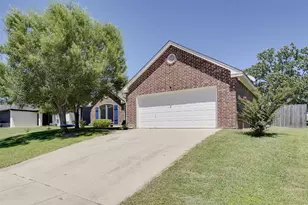 119 Chambers Creek Cir, Maypearl, TX 76064 - Photo 3