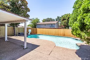 3437 Castle Rock Ln, Garland, TX 75044 - Photo 35