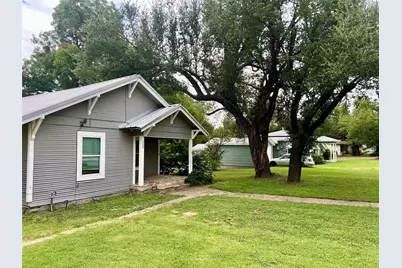 333 Hurt Street, Dublin, TX 76446 - Photo 3