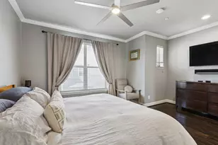 722 E 1st St, Fort Worth, TX 76102 - Photo 15