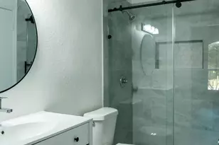 1129 Sandalwood Ln, DeSoto, TX 75115 - Photo 11