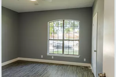 1129 Sandalwood Lane, DeSoto, TX 75115 - Photo 13