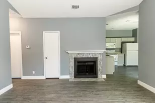 1129 Sandalwood Ln, DeSoto, TX 75115 - Photo 3