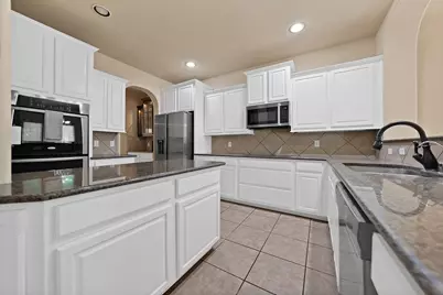 5167 Welara Drive, Grand Prairie, TX 75052 - Photo 15