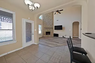 5167 Welara Dr, Grand Prairie, TX 75052 - Photo 9