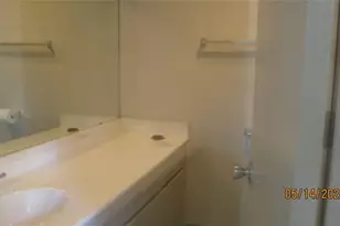 13422 Blossohheath Ln, Dallas, TX 75240 - Photo 21