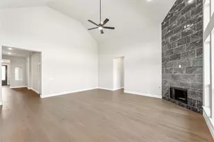 570 Crystal Lk Ln, Red Oak, TX 75154 - Photo 19