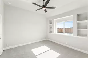 570 Crystal Lk Ln, Red Oak, TX 75154 - Photo 13