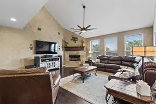 4023 Wagon Wheel Dr, Sanger, TX 76266 - Photo 5