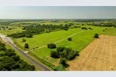 12520 455 E, Pilot Point, TX 76258 - Photo 5