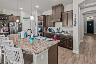 12601 Panther Creek Dr, Godley, TX 76044 - Photo 11