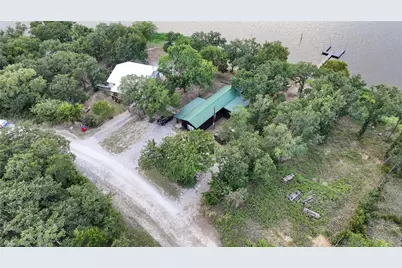 700 Frontier Street, Bowie, TX 76230 - Photo 3