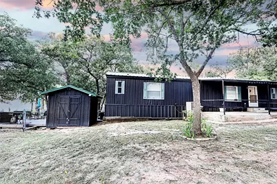 700 Frontier Street, Bowie, TX 76230 - Photo 29