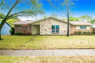 14521 Cyprus Point Dr, Farmers Branch, TX 75234 - Photo 1