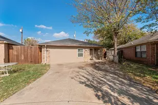 209 Alexander Ct, Irving, TX 75061 - Photo 5