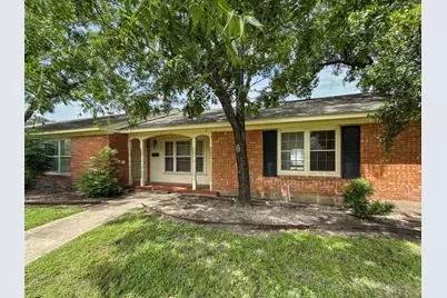 700 Park St Street, Gatesville, TX 76528 - Photo 3