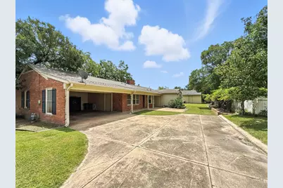 700 Park St Street, Gatesville, TX 76528 - Photo 31