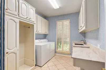 4 Braewick Court, Dallas, TX 75225 - Photo 31