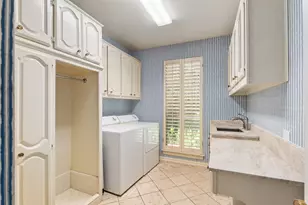 4 Braewick Ct, Dallas, TX 75225 - Photo 31