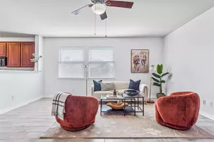 1916 Bradford Pear Dr, Little Elm, TX 75068 - Photo 7