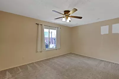 320 Fairhavens Drive, Grand Prairie, TX 75050 - Photo 13